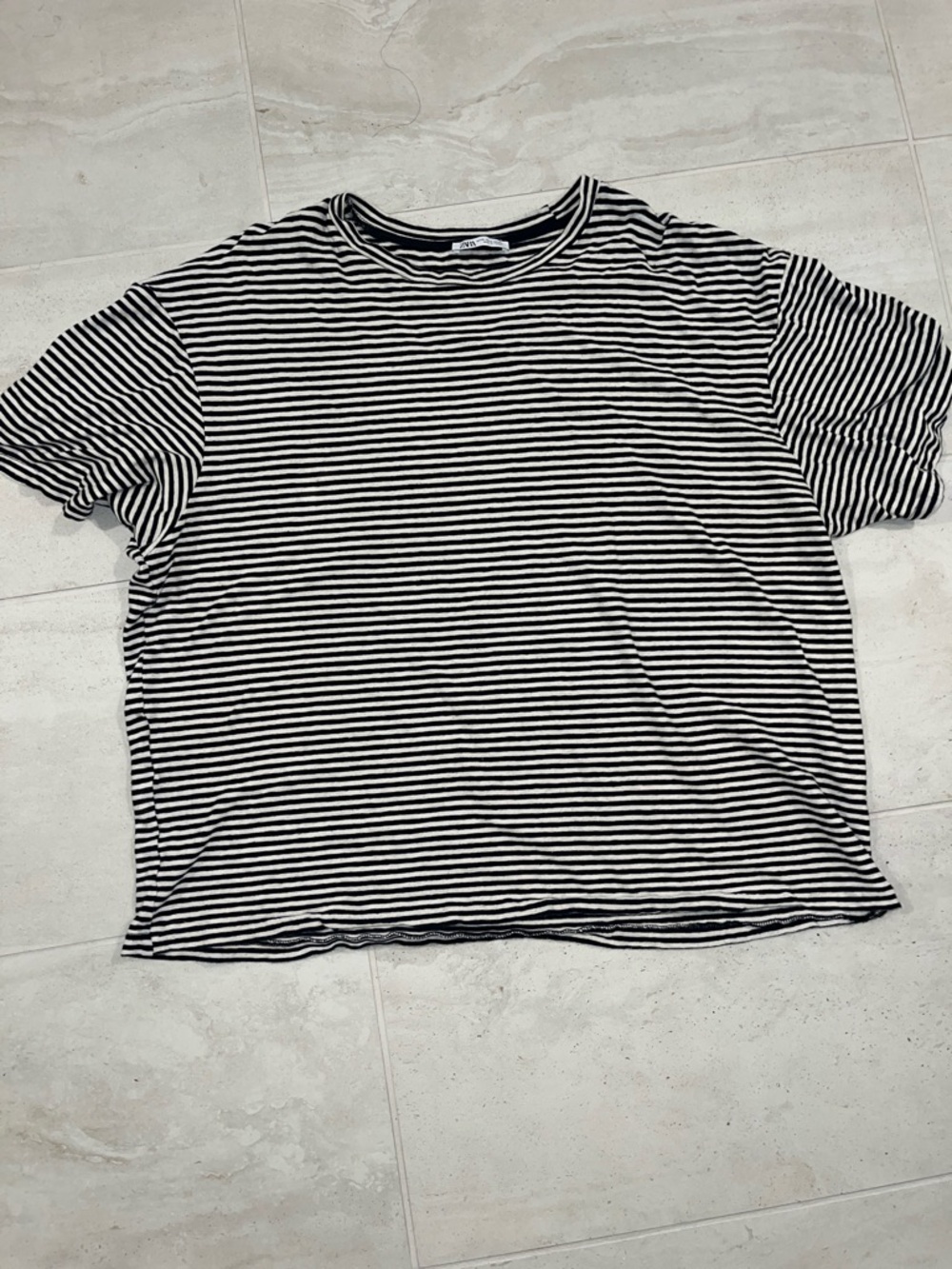 Zara Classic Black & White Striped Mens Tee